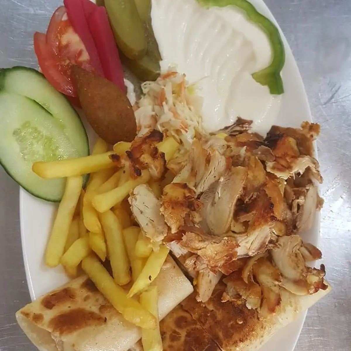 صحن شاورما عربي